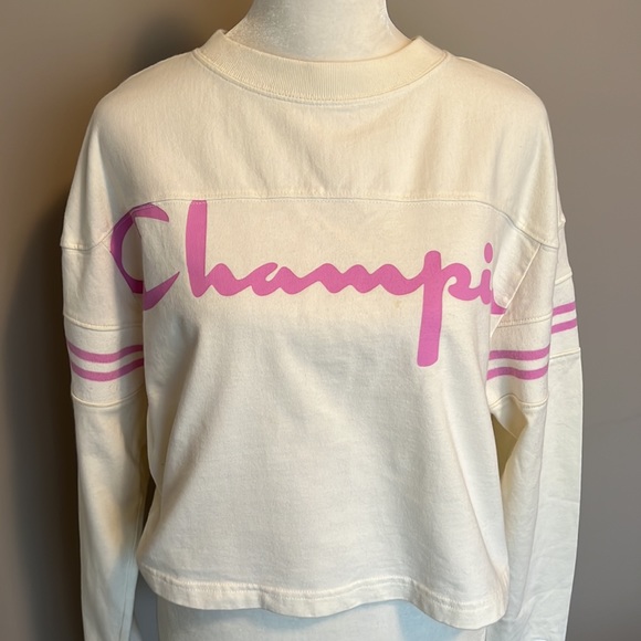 Champion Long Sleeve Crop T-shirt - only worn once - Picture 2 of 7